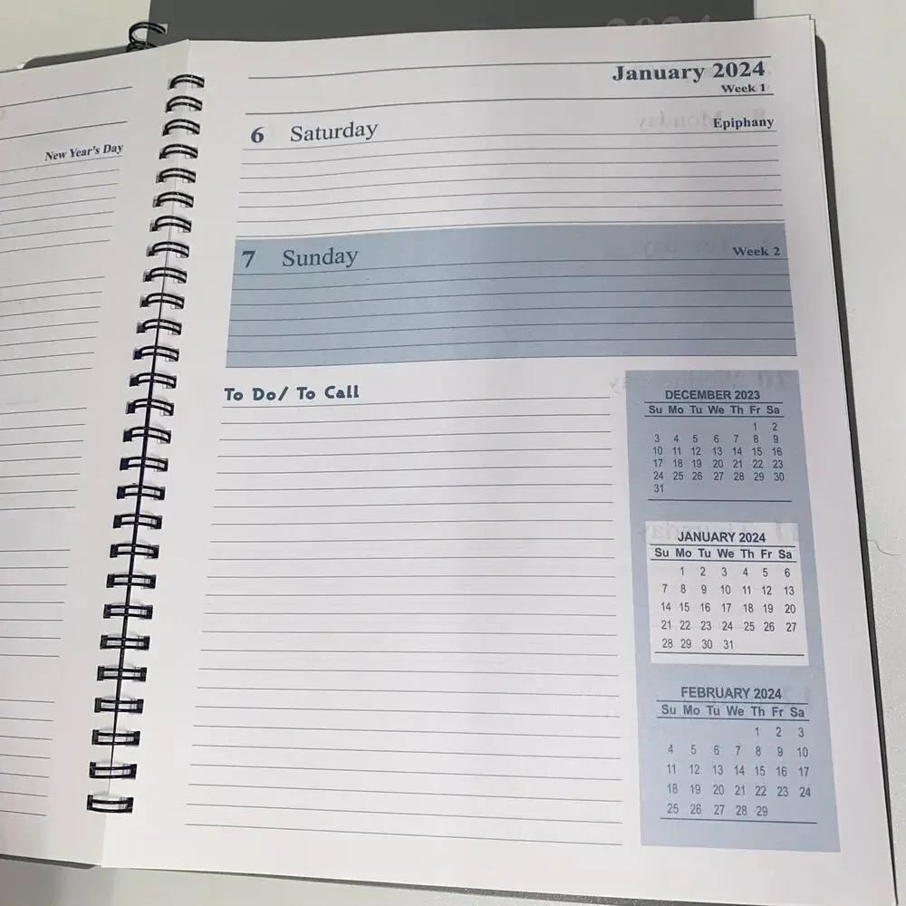 New Signature Series Set of 4 2024 Dated Weekly Monthly Planners